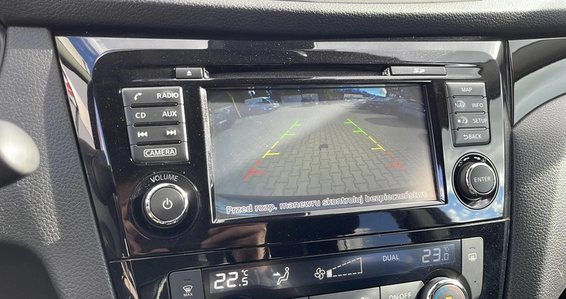 Nissan Qashqai cena 59900 przebieg: 149238, rok produkcji 2018 z Czempiń małe 379